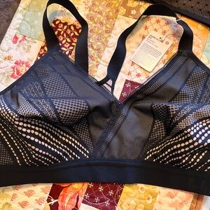 Lululemon Athletica Black Geometric Sports Bra